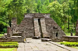 Ancient Indonesian Temples Bear Uncanny Resemblance to Maya Pyramids